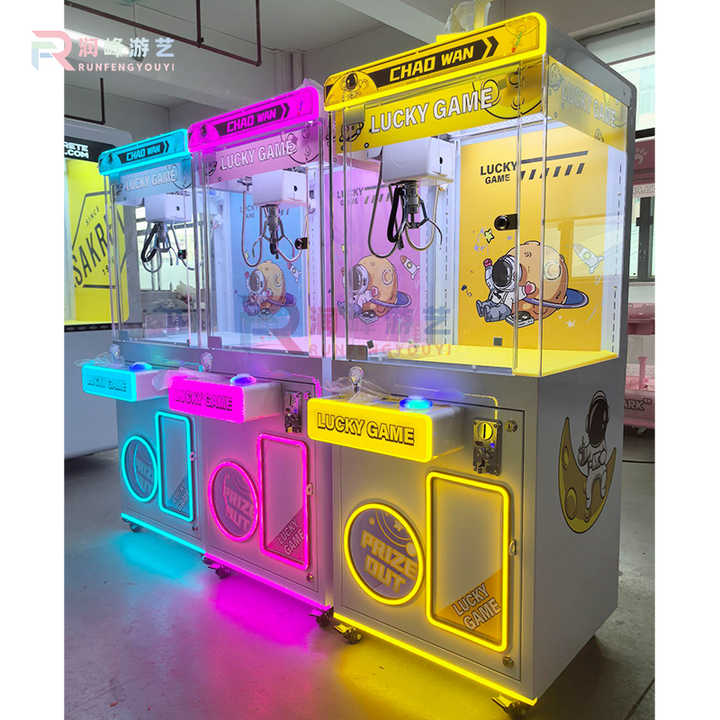 Hot Sell Mini Claw Machine Child Candy Crane Toy Claw Crane Machine Arcade Toys Plush New Coin Operated Doll Machine