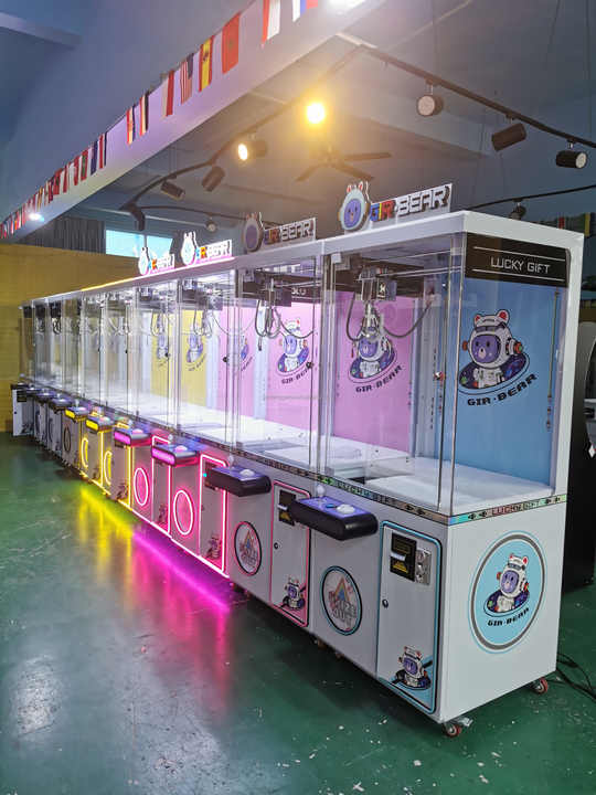 Custom Coin Operated Crazy Toy 2 Gifts Catch Dolls Toys Claw Crane Machine Doll Castle Claw Crane Machine for Sale Philippines