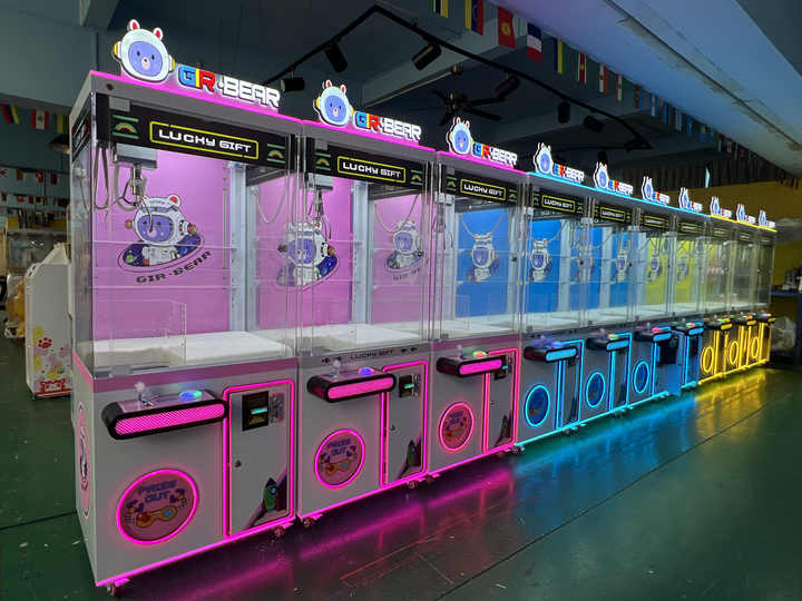 Custom Coin Operated Crazy Toy 2 Gifts Catch Dolls Toys Claw Crane Machine Doll Castle Claw Crane Machine for Sale Philippines