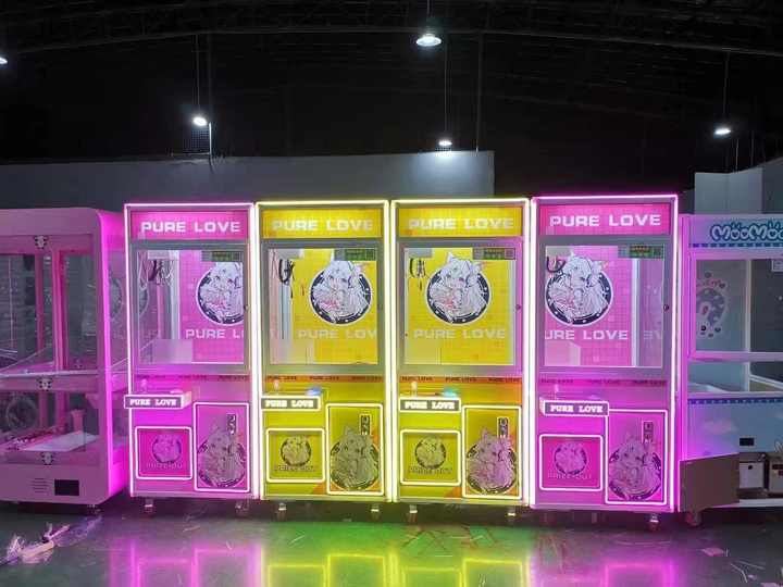 Customized Color Stuffed Animals Claw Game Machine Candy Craze Magic Box Claw Machine Luck Star Claw Machine