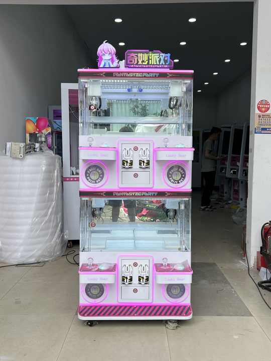 Best High Quality Lucky Star Golden House 4 Players Crane Claw Machine Full Size Japanese Vending Claw Machines for Business