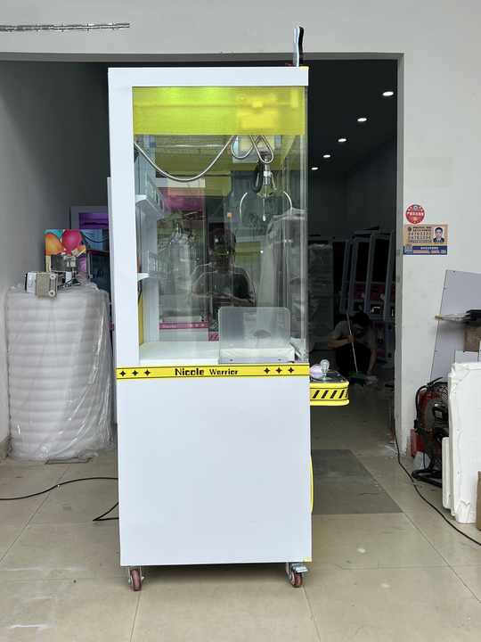 Custom Coin Operated Box Prize Locker Claw Crane Games Vending Machine Cabinet Japanese Plush Single Crane Claw Machine for Sale