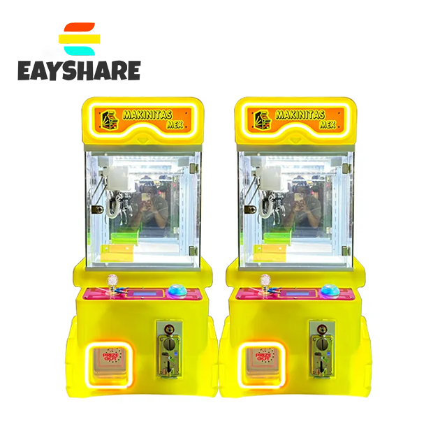 Factory Wholesale Small Claw Vending Machine Coin-operated Mini Plush Toy Claw Crane With Remote Management