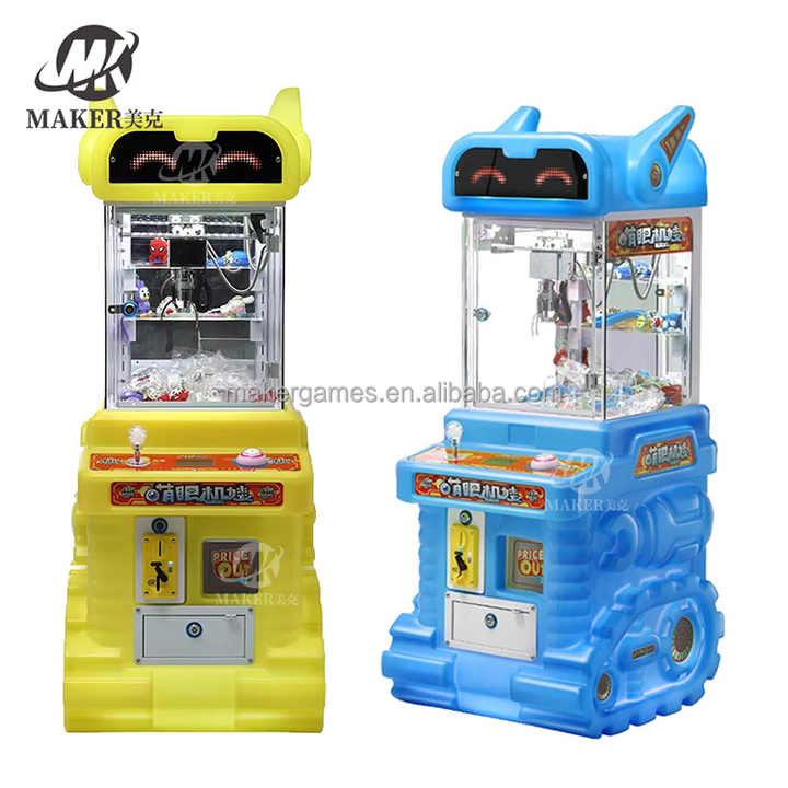 MAKER Kids Mini Claw Machine Bright Lights Grab Mini Doll & Toy Metal Coin Operated Games Cute-eyed Mini Doll Machine