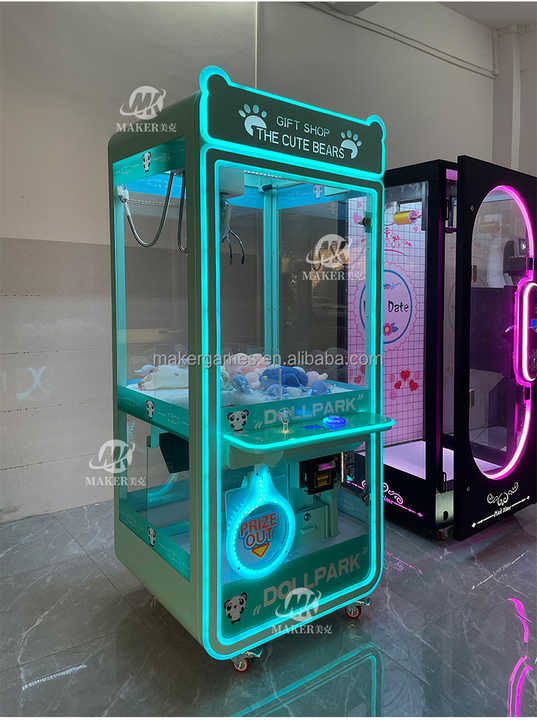MAKER Wholesale Metal Crane Claw Machine Coin Operated Game Arcade Doll Vending Machine Cute Bear Claw Machine