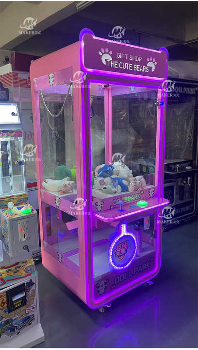 MAKER Wholesale Cute Bear Metal Crane Claw Machine Coin Operated Game Arcade Coin Vending Machine Claw Machine