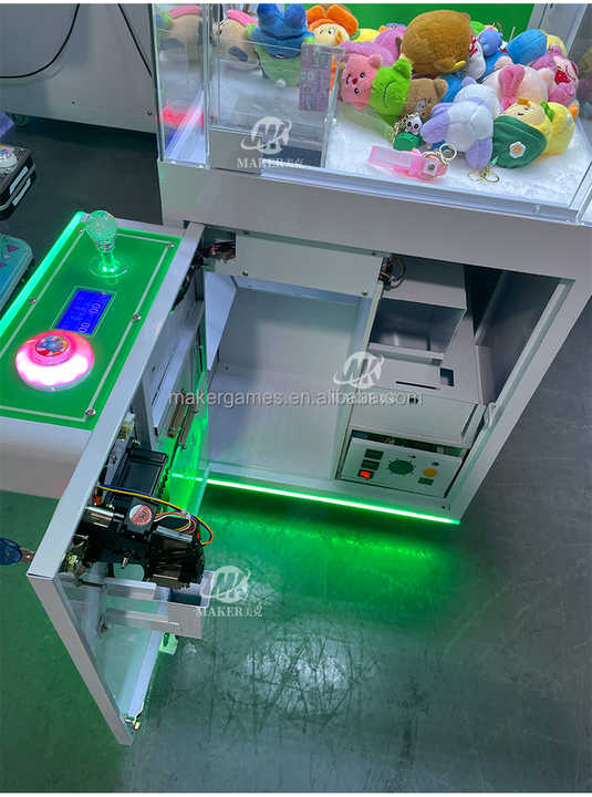 Maker Operated Crane Machine Fully Transparent Customized Crane Machine Low Price Snack Catching Machine