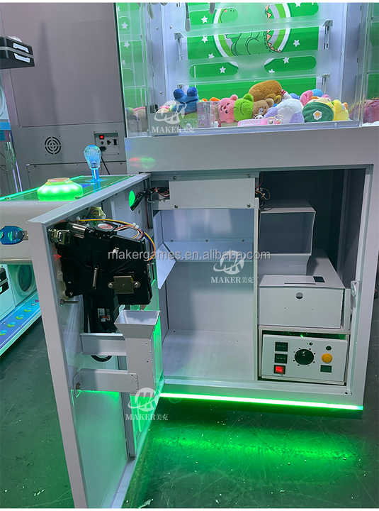 Maker Factory Wholesale Coin Operated Small Candy Arcade Game Machine Cheap Mini Plush Toy Gift Crane Claw Machine for Kids