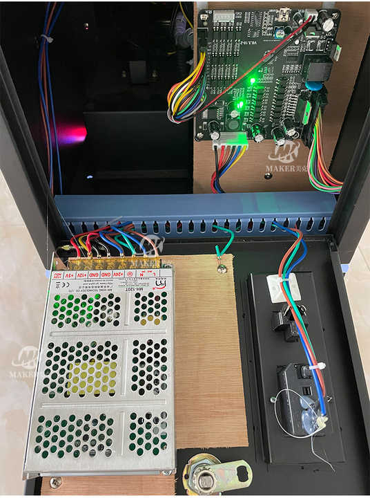 Maker Amusement Hot Sale 4 Prize Locker for Mini Claw Machine and Mega Mini Crane Machine With Display