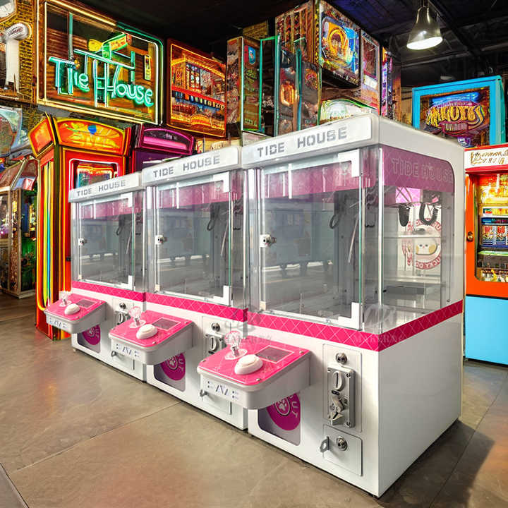 Maker Factory Wholesale Coin Operated Small Candy Arcade Game Machine Cheap Mini Plush Toy Gift Crane Claw