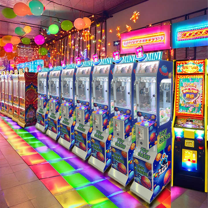 Factory Direct Sales Children's Attraction Mini Claw Crane Machine Coin Operated Plastic Claw Crane Machine