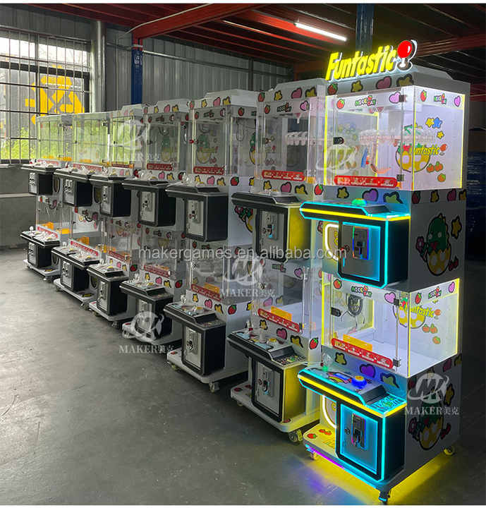 Custom Mini Claw Crane Machine  Claw Machine Doll Claw Machine Toy for Kids