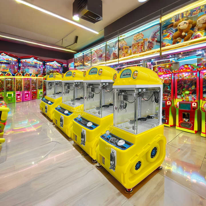 Cheap Center Coin Operated Metal Crane Game Machine Arcade Mini Claw Machine