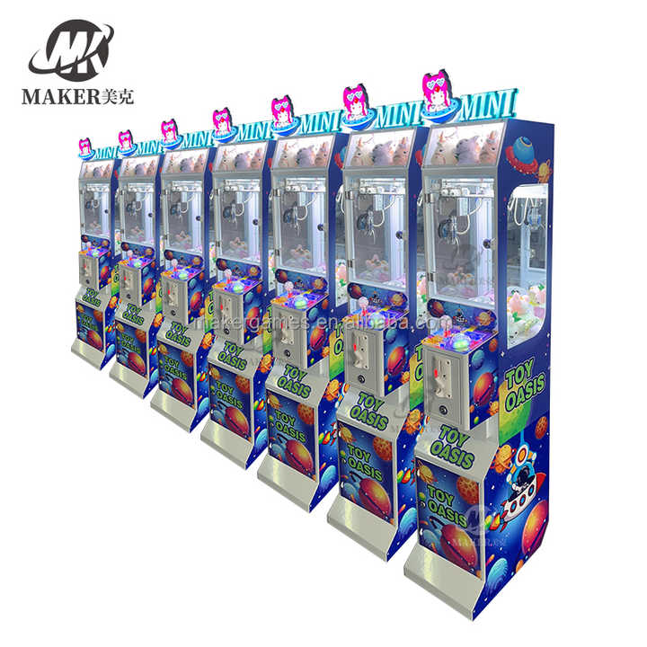 Maker Hot Selling Clip Doll Machine Mini Gift Doll Catcher Game Machine Toy Crane Claw Machine for Dollhouse