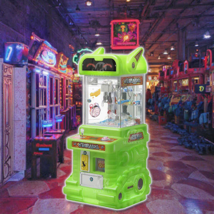 Mall Children's Small Claw Catching Doll Machine Mini Claw Machine for Child