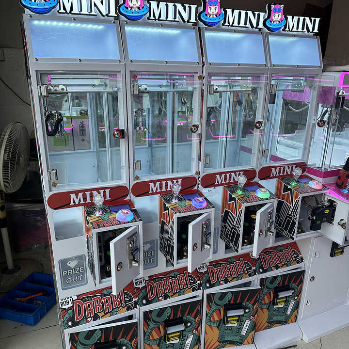Kids Doll Plush Mini Claw Machine Arcade Game Crane Game Toy Claw Machine Mini Dinosaur Toys Prize Box Mini Crane Claw Machine