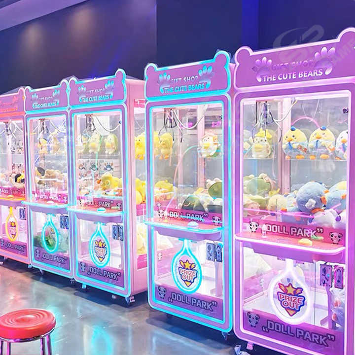 Fun Zone Gift Store Halloween Claw Machine Plushies Toy Mobile Trailer Crane Claw Machine for Sale in Dubai